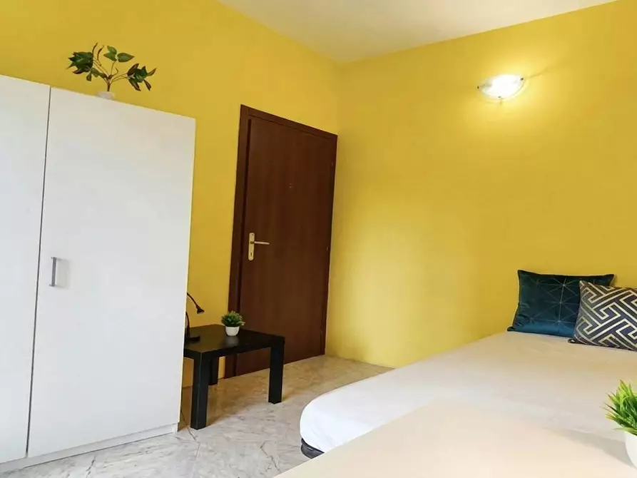 Immagine 3 di Camera in affitto  in Via Giulio Aristide Sartorio a Roma