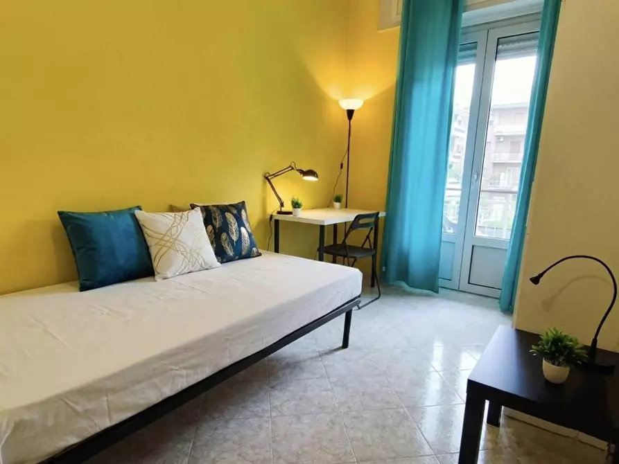 Immagine 1 di Camera in affitto  in Via Giulio Aristide Sartorio a Roma