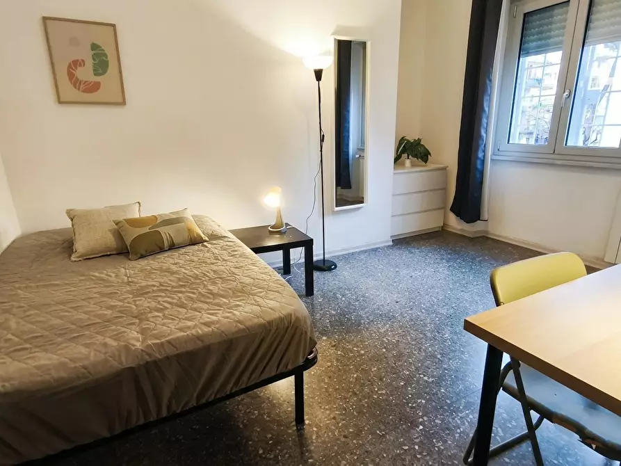 Immagine 1 di Camera in affitto  in Via Giulio Aristide Sartorio a Roma