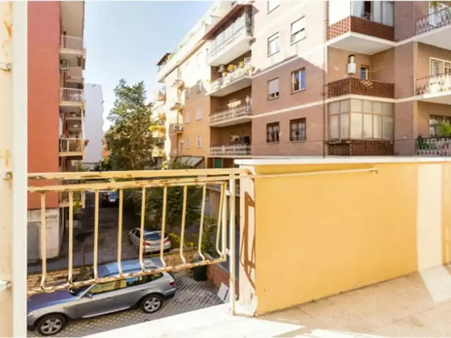 Immagine 7 di Camera in affitto  in Via Giulio Aristide Sartorio a Roma