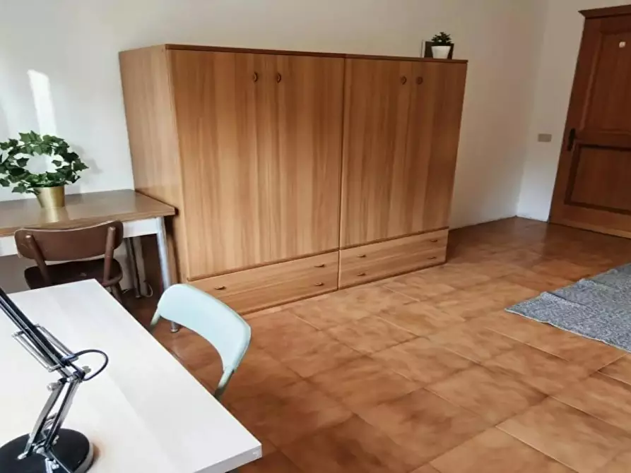 Immagine 3 di Camera in affitto  in Via Tiberio Imperatore a Roma