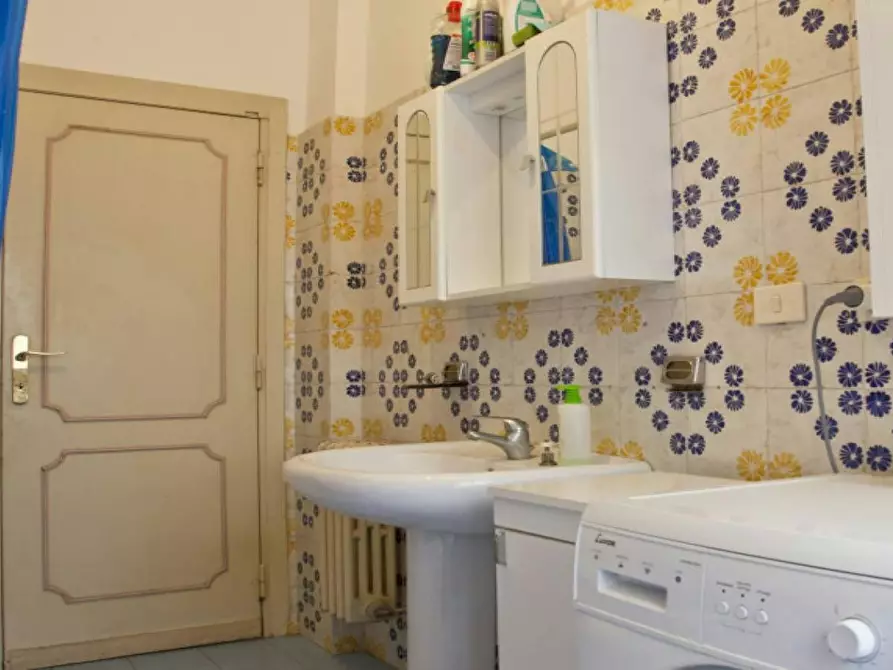 Immagine 8 di Camera in affitto  in Via Lero a Roma