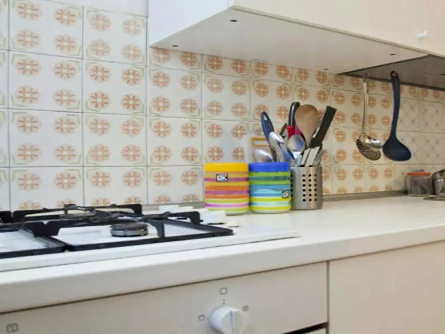 Immagine 5 di Camera in affitto  in Via Lero a Roma