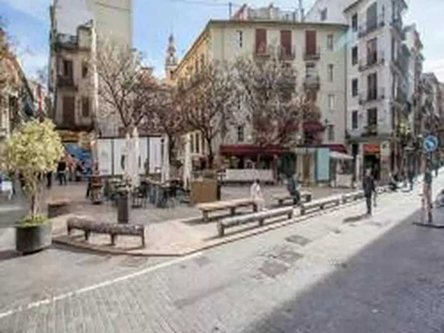 Immagine 8 di Appartamento in affitto  in Carrer de la Bosseria a Valencia