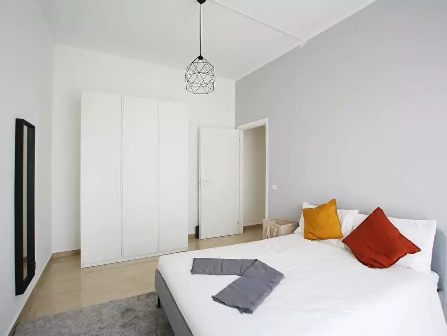 Immagine 5 di Camera in affitto  in Corso San Gottardo a Milano