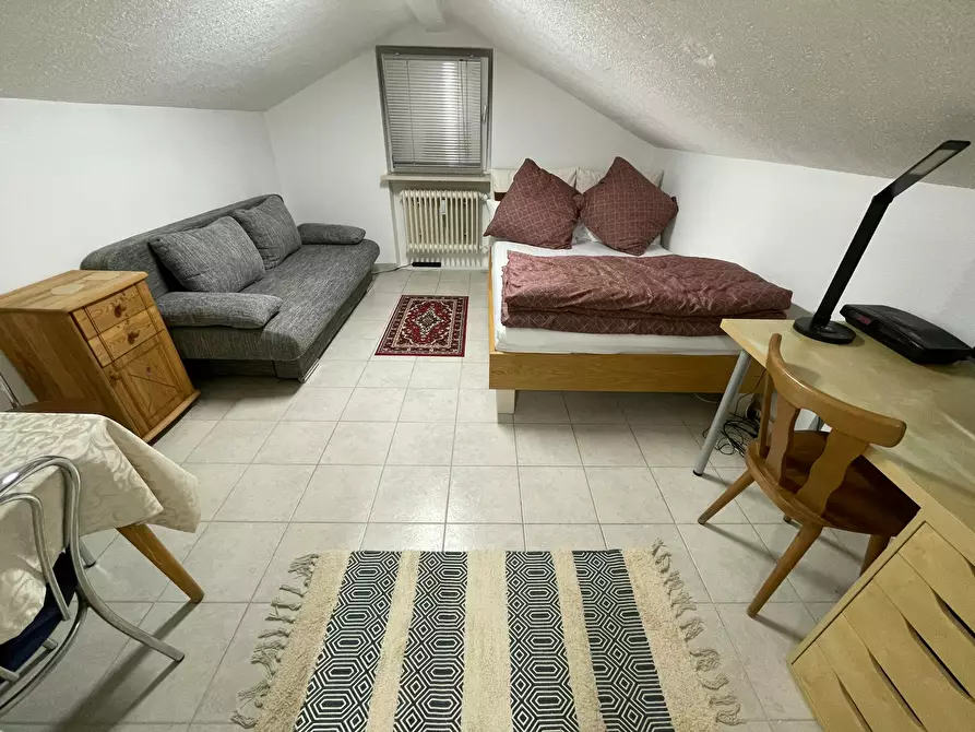 Immagine 1 di Appartamento in affitto  in Grimmerweg a Unterhaching