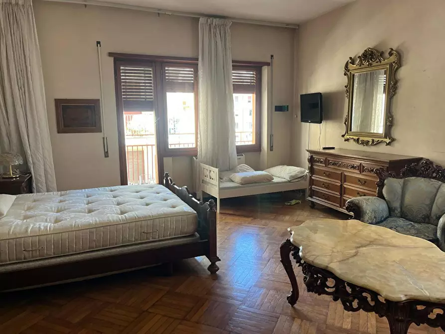 Immagine 5 di Camera in affitto  in Via Ogliastra a Roma