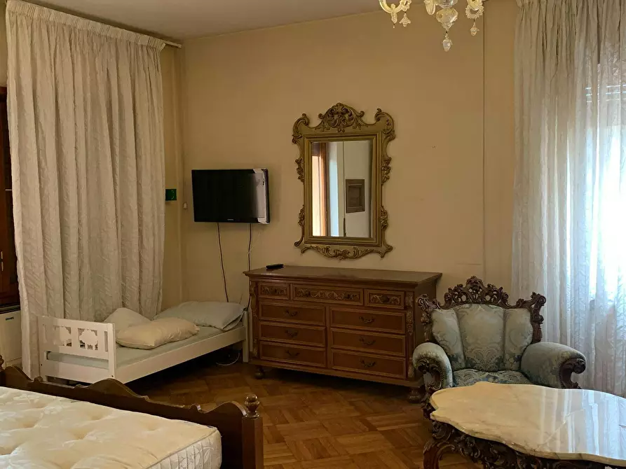 Immagine 2 di Camera in affitto  in Via Ogliastra a Roma