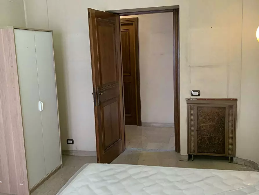 Immagine 10 di Camera in affitto  in Via Ogliastra a Roma