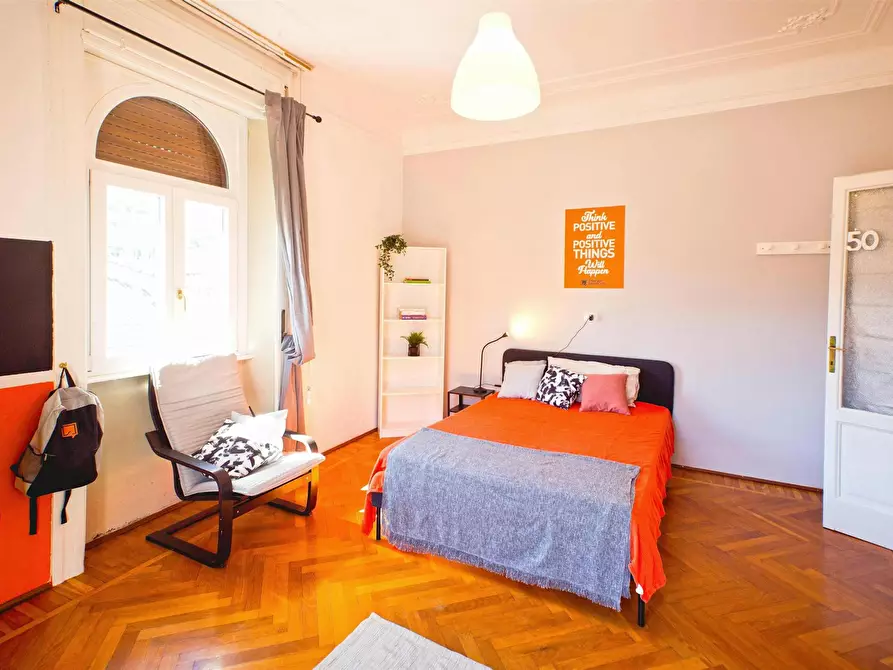 Immagine 2 di Camera in affitto  in Via Leonardo Da Vinci a Lecco