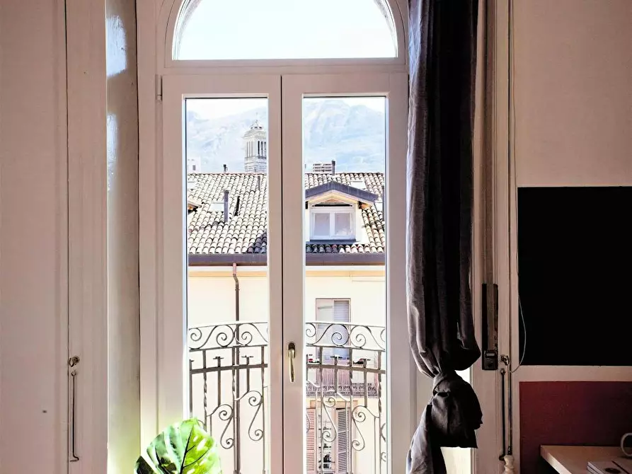 Immagine 5 di Camera in affitto  in Via Leonardo Da Vinci a Lecco