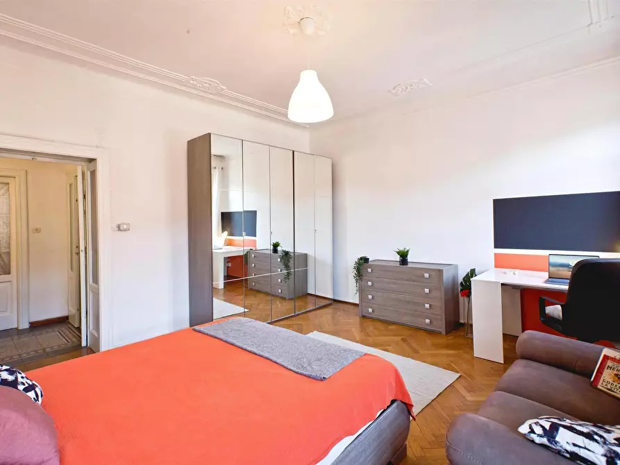 Immagine 3 di Camera in affitto  in Via Leonardo Da Vinci a Lecco