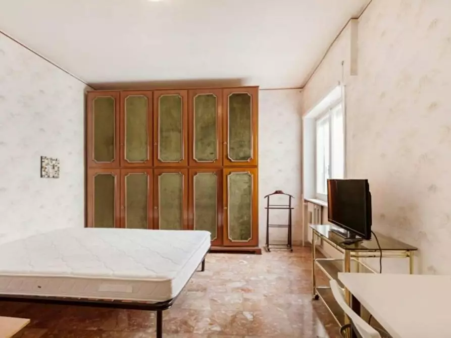 Immagine 2 di Camera in affitto  in Piazza Giancarlo Vallauri a Roma