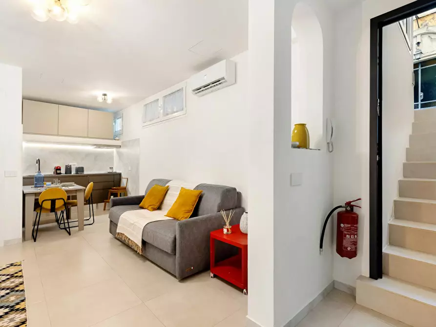 Immagine 1 di Appartamento in affitto  in Piazza Edoardo Ferravilla a Milano