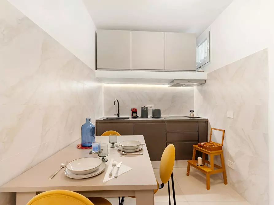 Immagine 6 di Appartamento in affitto  in Piazza Edoardo Ferravilla a Milano