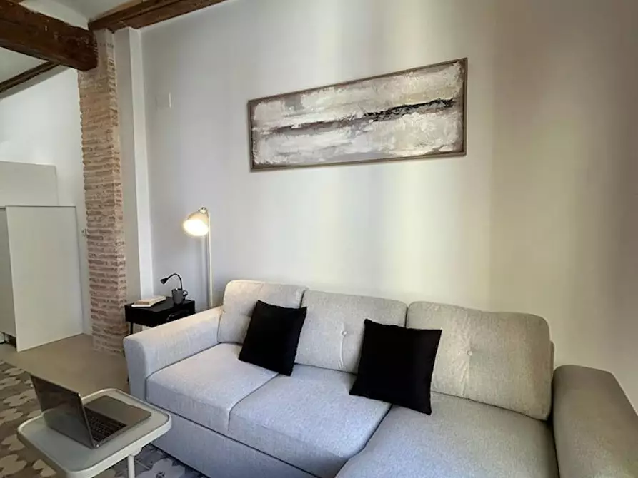 Immagine 3 di Appartamento in affitto  in Plaça de Beneyto i Coll a Valencia