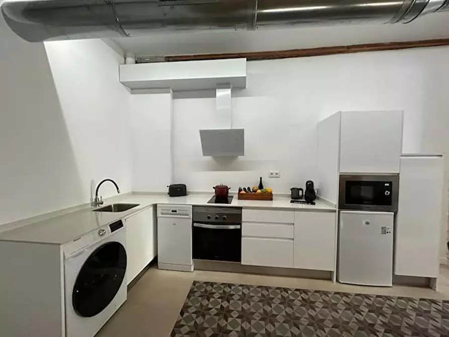 Immagine 3 di Appartamento in affitto  in Plaça de Beneyto i Coll a Valencia