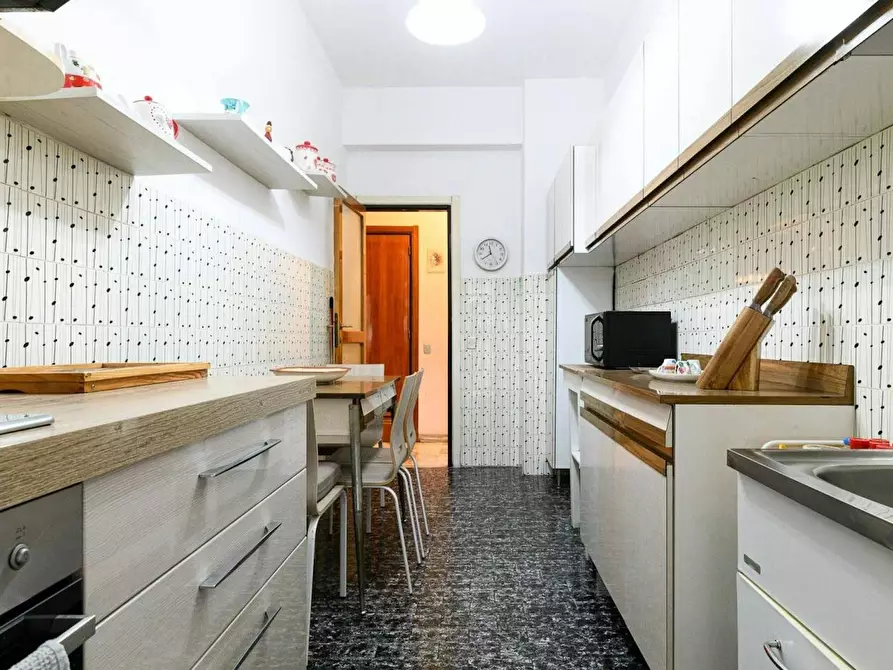 Immagine 8 di Appartamento in affitto  in Via Piegaro a Roma