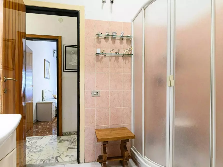 Immagine 6 di Appartamento in affitto  in Via Piegaro a Roma
