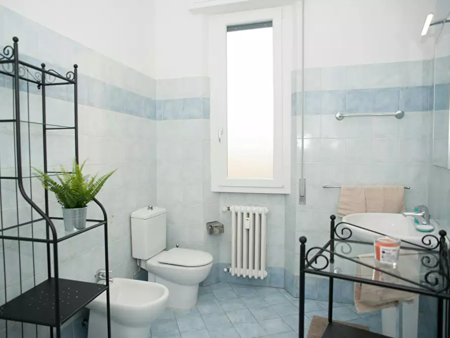 Immagine 6 di Camera in affitto  in Via Quintino Sella a Firenze