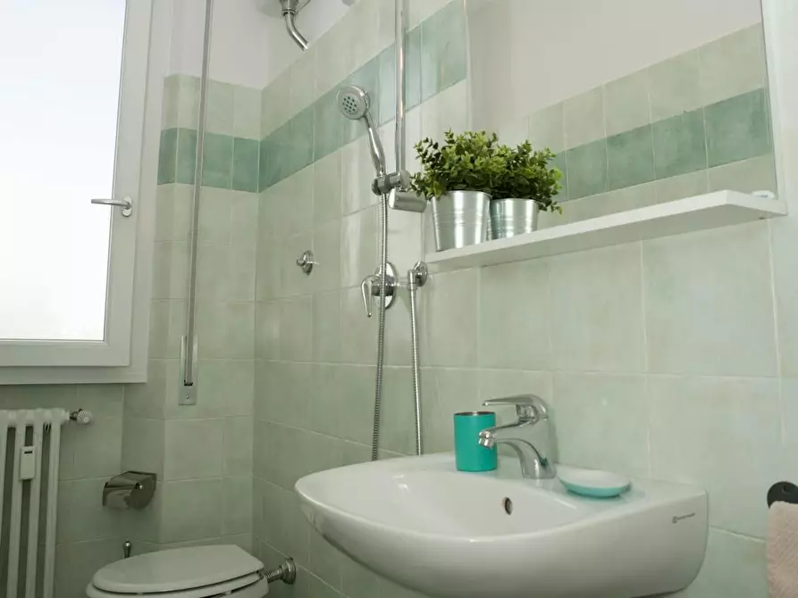 Immagine 8 di Camera in affitto  in Via Quintino Sella a Firenze