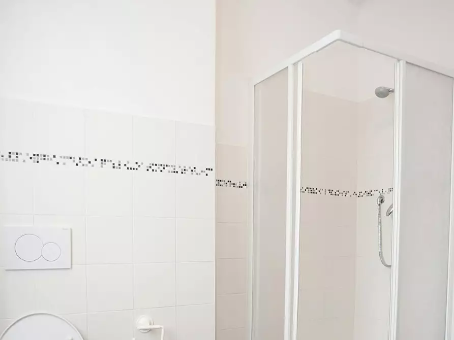 Immagine 9 di Camera in affitto  in Via Francesco Baracca a Firenze