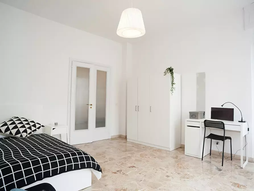 Immagine 1 di Camera in affitto  in Via Francesco Baracca a Firenze