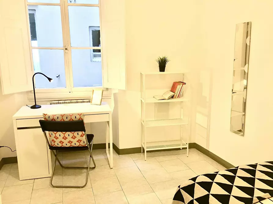 Immagine 5 di Camera in affitto  in Via del Ponte Rosso a Firenze