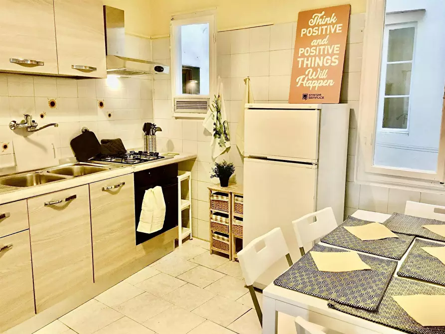 Immagine 9 di Camera in affitto  in Via del Ponte Rosso a Firenze