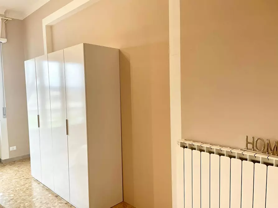 Immagine 6 di Camera in affitto  in Lungarno Amerigo Vespucci a Firenze