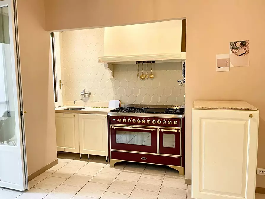 Immagine 8 di Camera in affitto  in Lungarno Amerigo Vespucci a Firenze