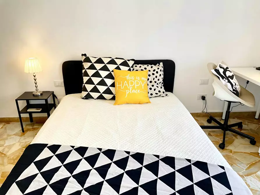 Immagine 8 di Camera in affitto  in Via Caduti di Cefalonia a Firenze