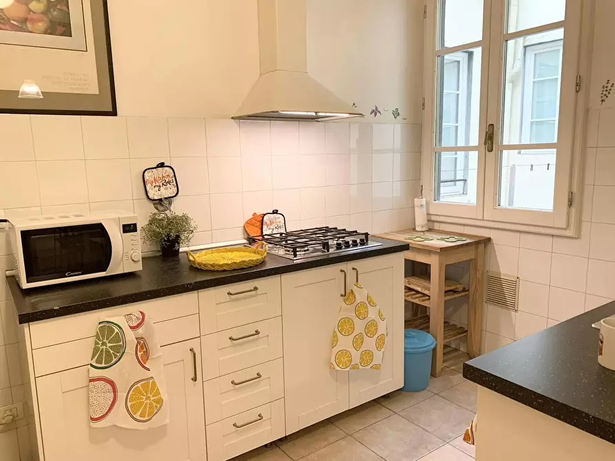 Immagine 9 di Camera in affitto  in Via Sant'Antonino a Firenze