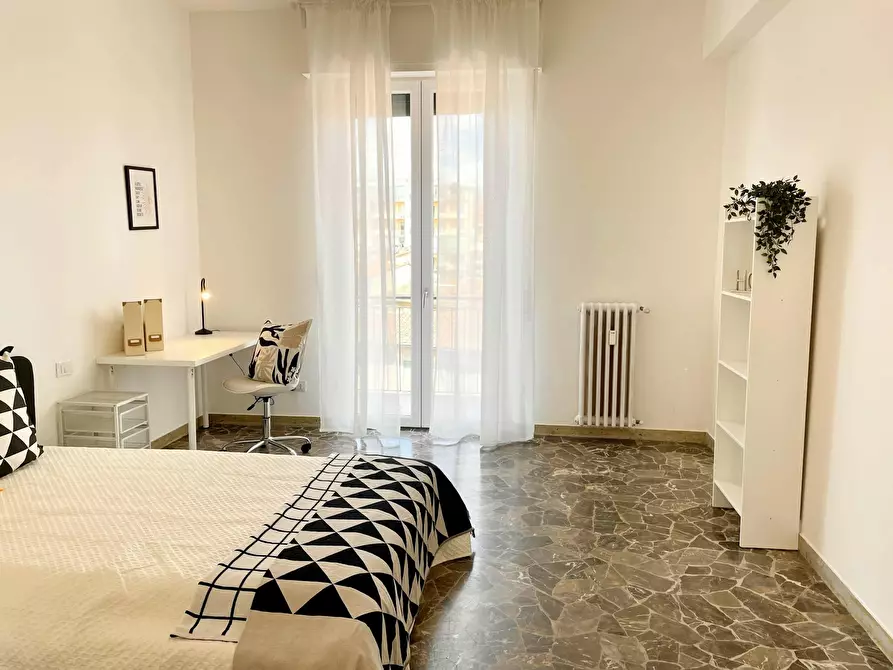 Immagine 6 di Camera in affitto  in Via Quintino Sella a Firenze