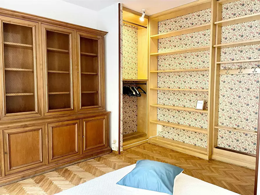 Immagine 5 di Camera in affitto  in Via Gustavo Modena a Firenze