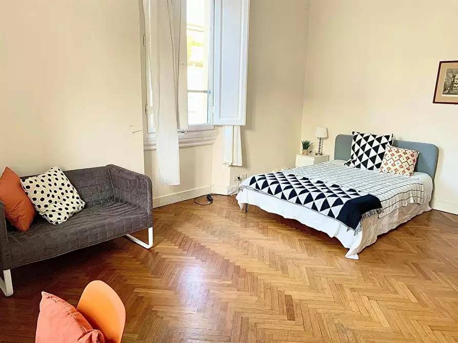 Immagine 1 di Camera in affitto  in Via Castelfidardo a Firenze
