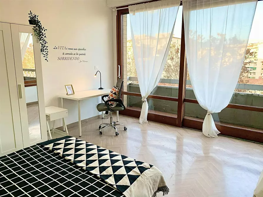 Immagine 7 di Camera in affitto  in Viale Francesco Redi a Firenze