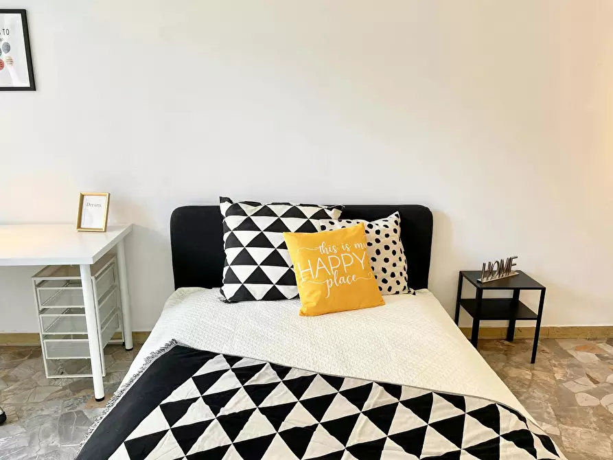 Immagine 4 di Camera in affitto  in Via Quintino Sella a Firenze