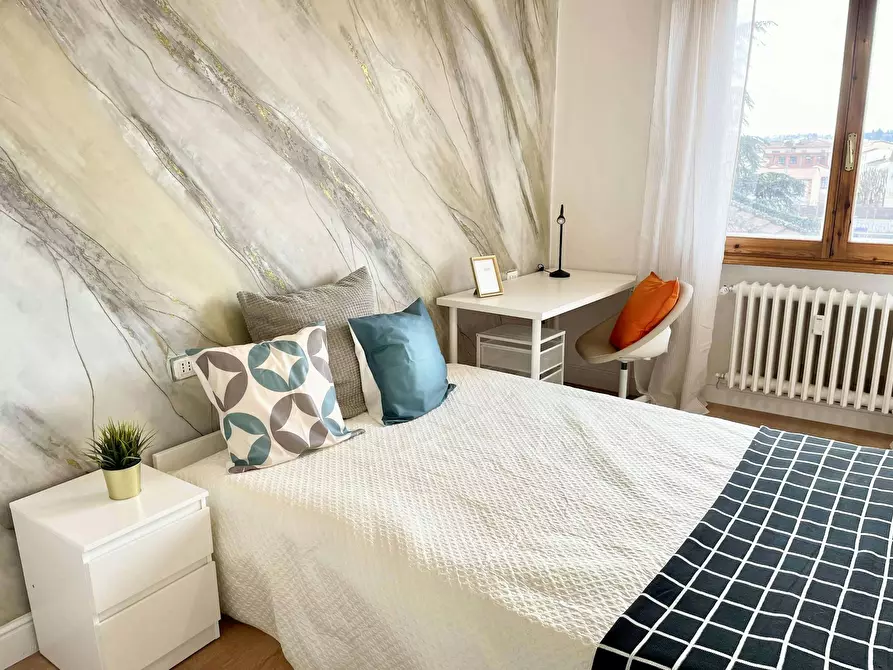 Immagine 2 di Camera in affitto  in Via Piero Puccioni a Firenze