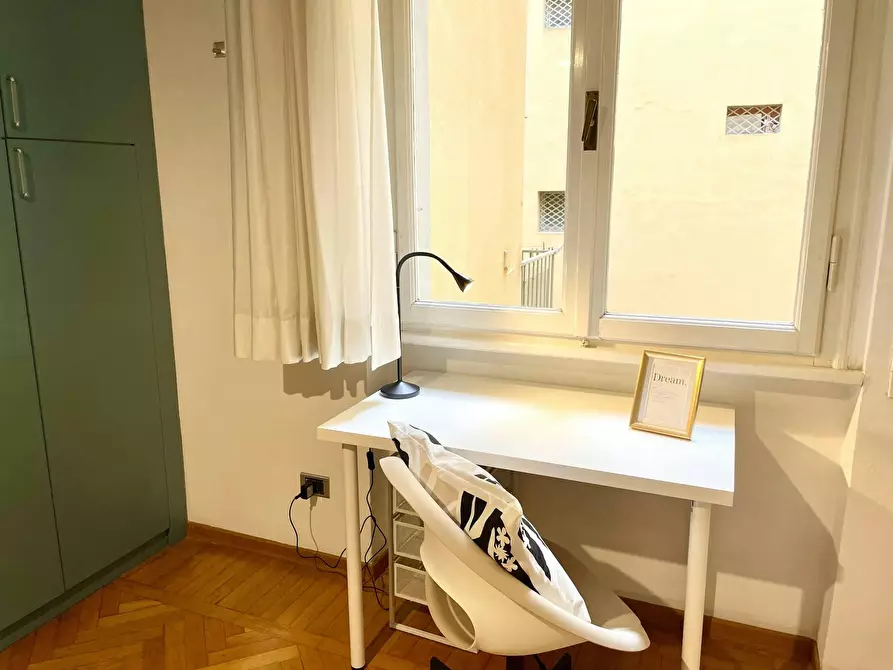 Immagine 5 di Camera in affitto  in Via Gustavo Modena a Firenze