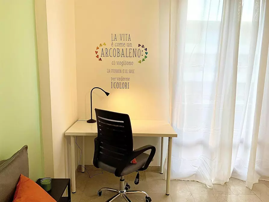 Immagine 6 di Camera in affitto  in Viale Francesco Redi a Firenze