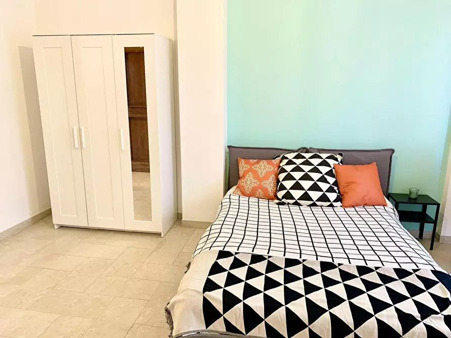 Immagine 3 di Camera in affitto  in Viale Francesco Redi a Firenze