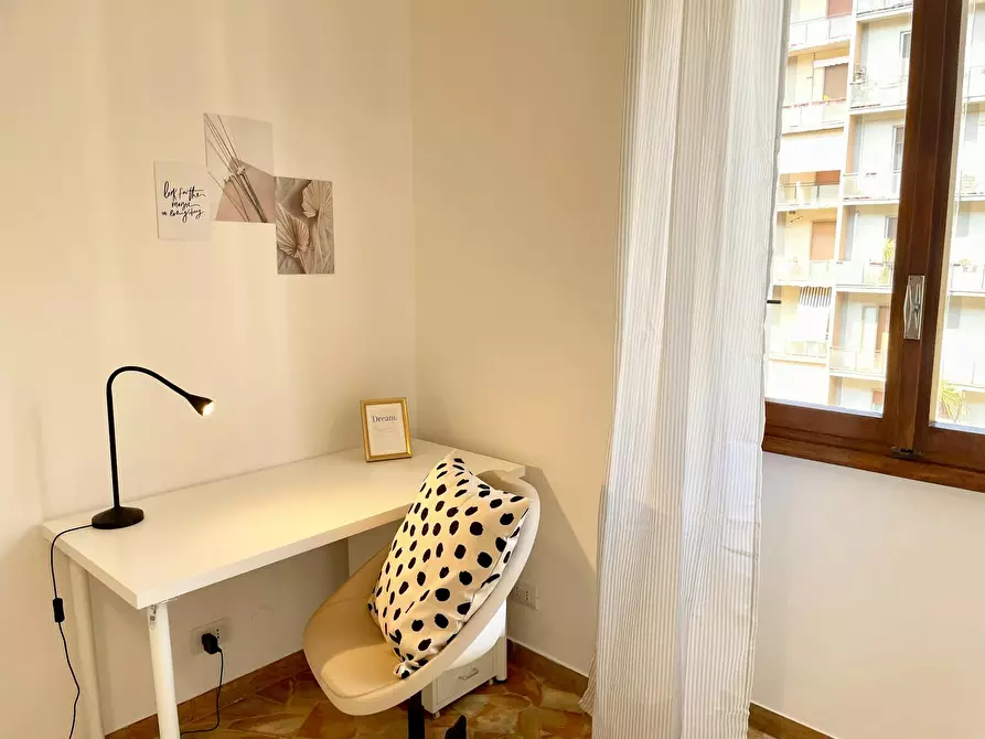 Immagine 8 di Camera in affitto  in Via Caduti di Cefalonia a Firenze