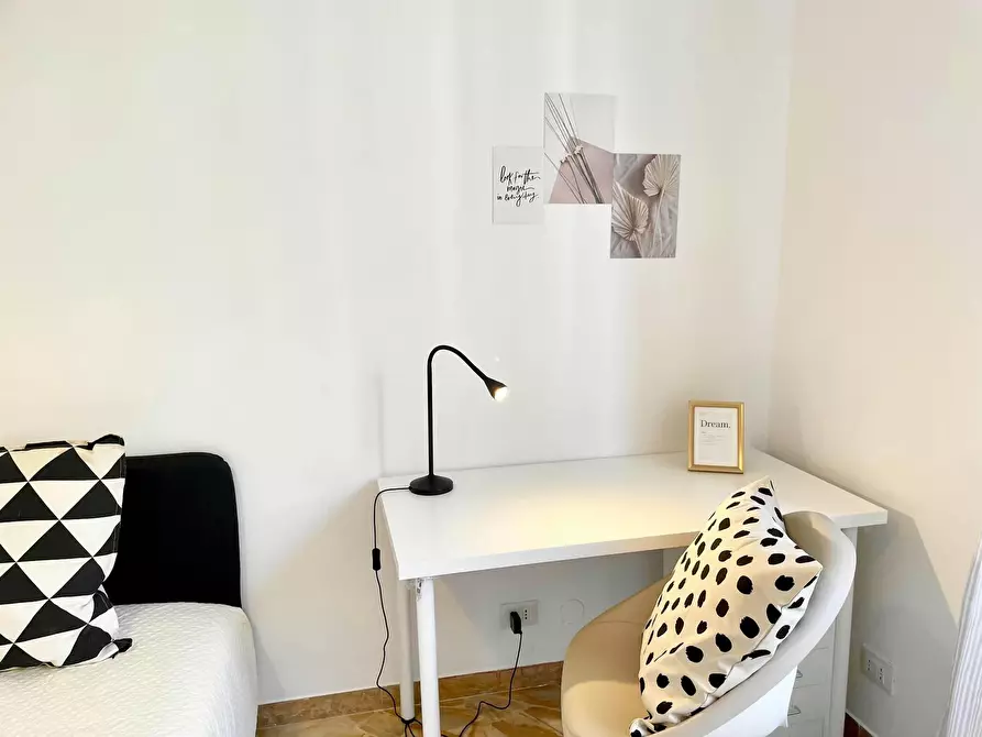 Immagine 7 di Camera in affitto  in Via Caduti di Cefalonia a Firenze