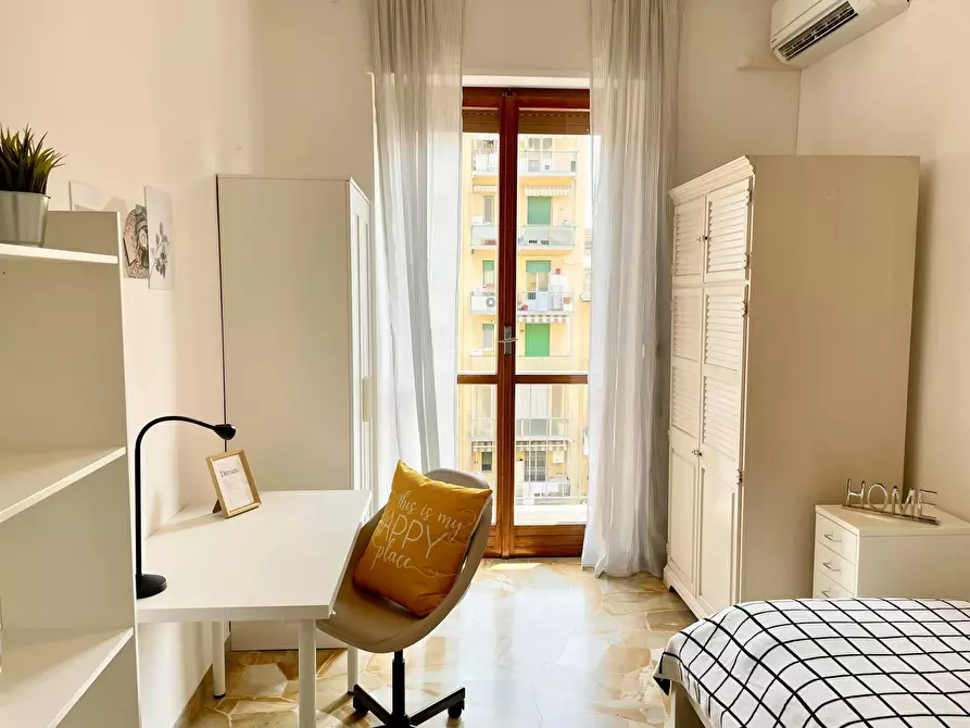 Immagine 8 di Camera in affitto  in Via Caduti di Cefalonia a Firenze