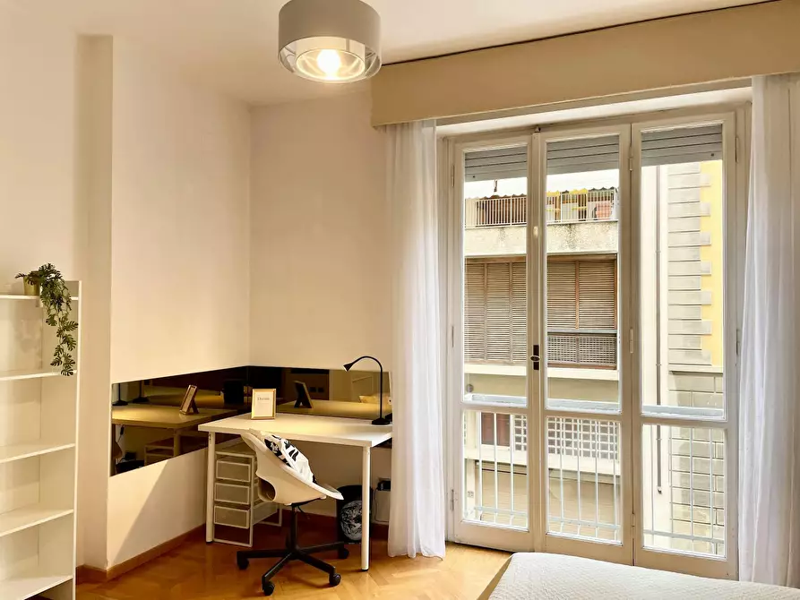 Immagine 5 di Camera in affitto  in Via Gustavo Modena a Firenze