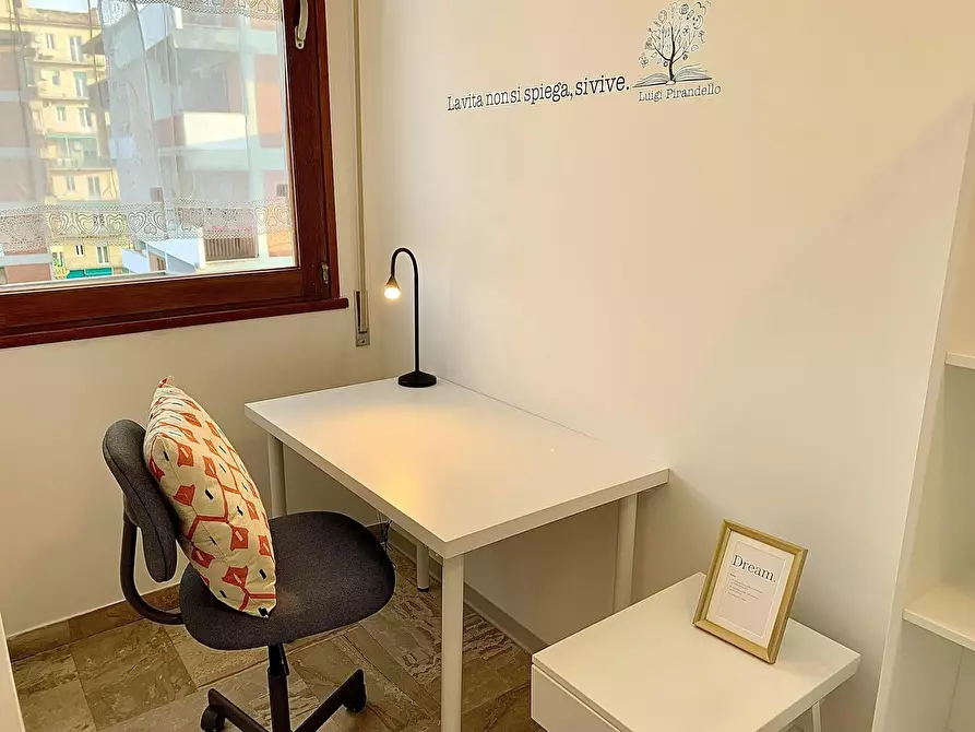 Immagine 5 di Camera in affitto  in Viale Francesco Redi a Firenze