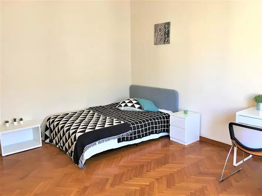 Immagine 2 di Camera in affitto  in Via Castelfidardo a Firenze