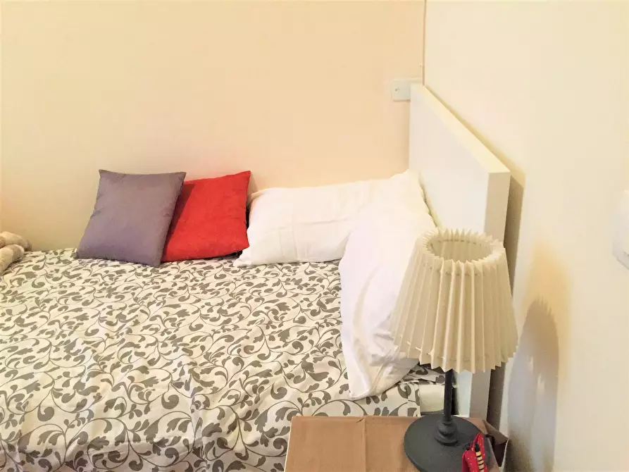 Immagine 1 di Camera in affitto  in Via Castelfidardo a Firenze