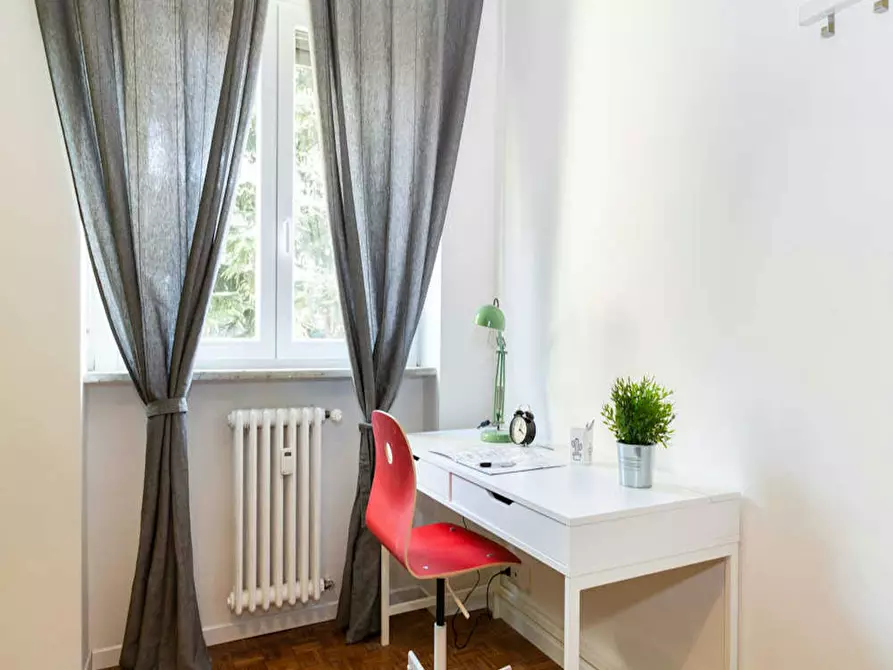 Immagine 5 di Camera in affitto  in Via dei Salici a Buccinasco